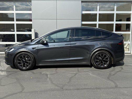 2024 Tesla Model X Long Range