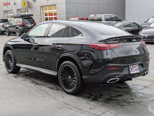 2025 Mercedes-Benz GLC 300 4MATIC Coupe