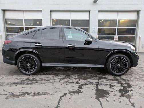 2025 Mercedes-Benz GLC 300 4MATIC Coupe