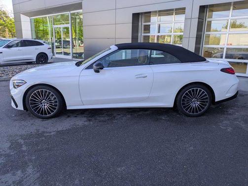 MANUFAKTUR Moonlight White Metallic 2026 Mercedes-Benz CLE 450 4MATIC