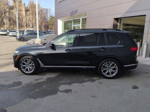 2021 BMW X7 xDrive40i