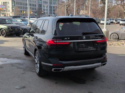 2021 BMW X7 xDrive40i
