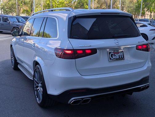 MANUFAKTUR Moonlight White Metallic 2026 Mercedes-Benz AMG GLS 63 Base