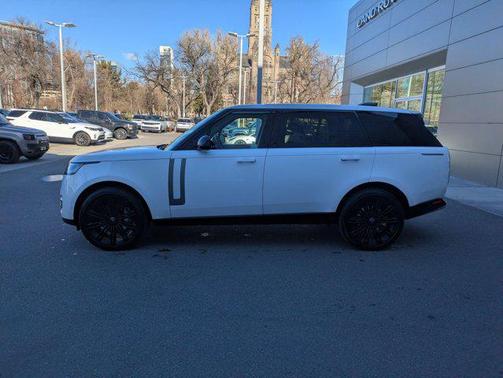 2024 Land Rover Range Rover P400 SE