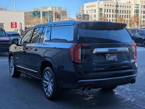 2023 GMC Yukon XL Denali