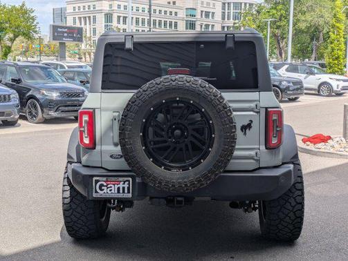Carbonized Gray Metallic 2021 Ford Bronco Base 4 Door Advanced 4x4