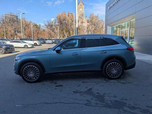 2026 Mercedes-Benz GLC 300 4MATIC