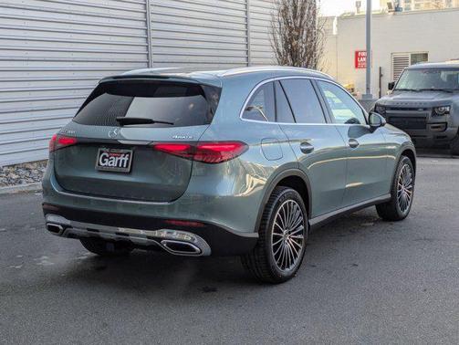 2026 Mercedes-Benz GLC 300 4MATIC