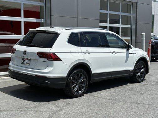 2022 Volkswagen Tiguan 2.0T SE 4MOTION