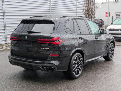 2025 BMW X5 M60i