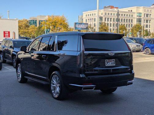 2024 Cadillac Escalade ESV Premium Luxury