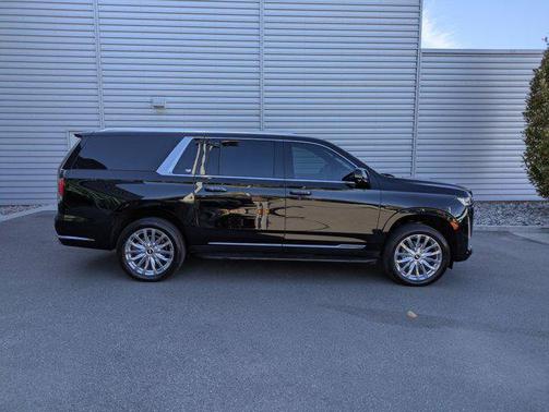 2024 Cadillac Escalade ESV Premium Luxury
