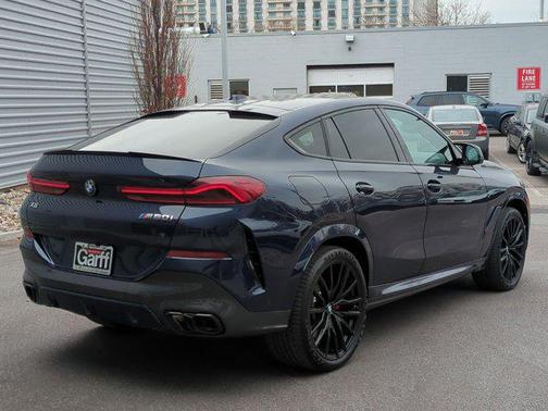 2024 BMW X6 M60i