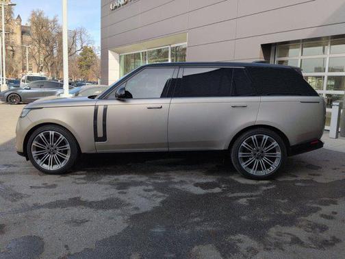 2024 Land Rover Range Rover P400 SE
