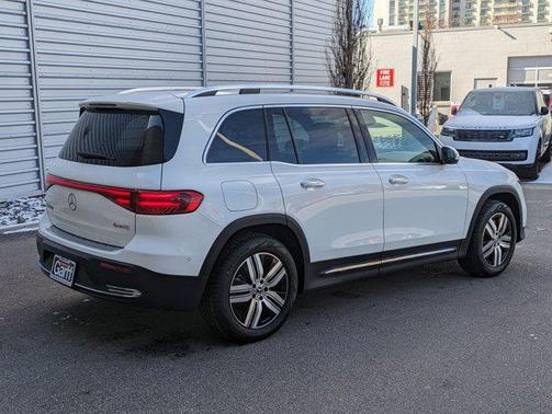 2025 Mercedes-Benz EQB 300 4MATIC