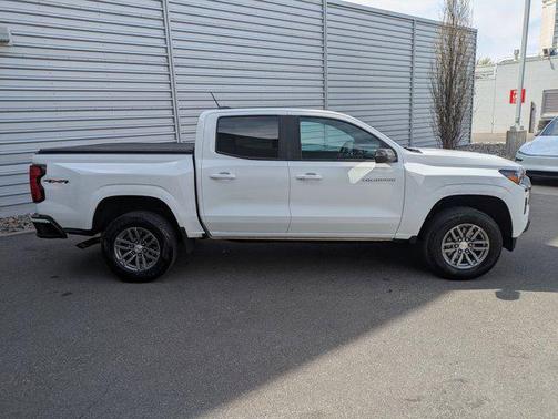 Summit White 2023 Chevrolet Colorado LT