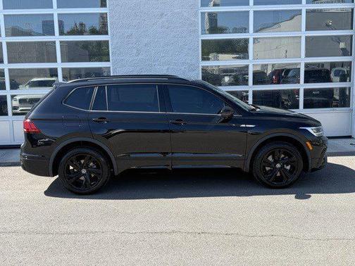 2024 Volkswagen Tiguan 2.0T SE R-Line Black 4MOTION