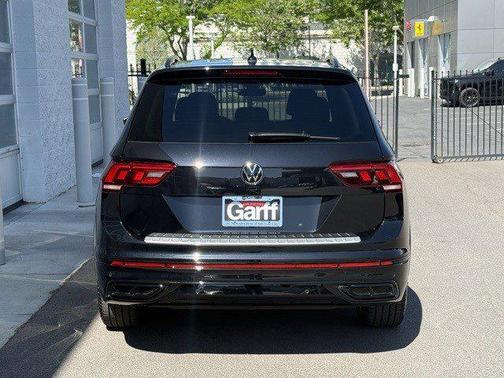2024 Volkswagen Tiguan 2.0T SE R-Line Black 4MOTION