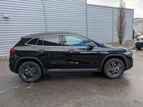 2025 Mercedes-Benz GLA 250 4MATIC