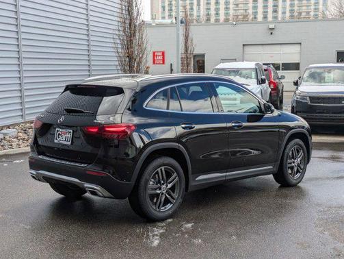 2025 Mercedes-Benz GLA 250 4MATIC