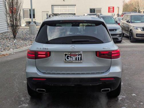 2026 Mercedes-Benz GLB 250 4MATIC