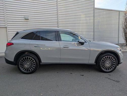 2026 Mercedes-Benz GLC 300 4MATIC