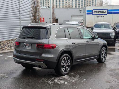 2025 Mercedes-Benz GLB 250 4MATIC