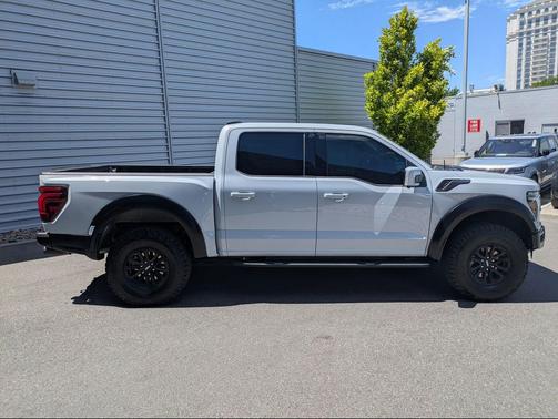 White Metallic 2025 Ford F-150 Raptor