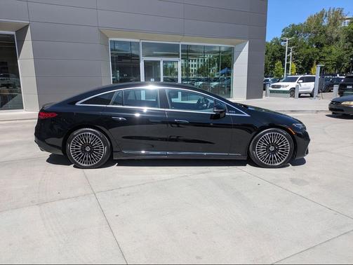 Black 2026 Mercedes-Benz EQS 450 4MATIC