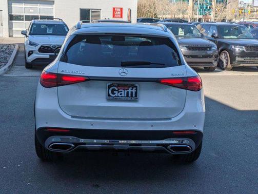 2025 Mercedes-Benz GLC 350e Base