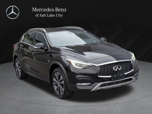 2018 INFINITI QX30 Premium