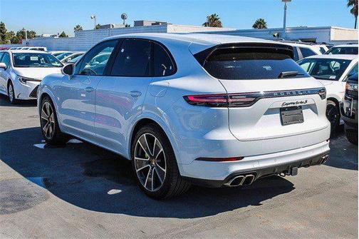 2023 Porsche Cayenne Cayenne Turbo S E-Hybrid