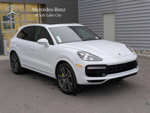 2023 Porsche Cayenne Cayenne Turbo S E-Hybrid