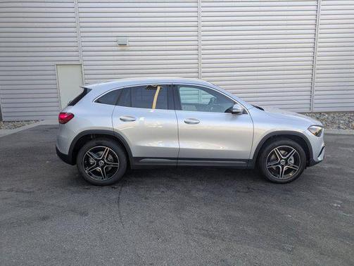 Cirrus Silver Metallic 2026 Mercedes-Benz GLA 250 4MATIC