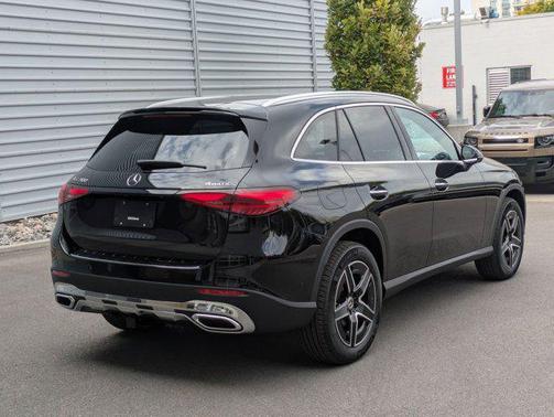 2026 Mercedes-Benz GLC 300 4MATIC