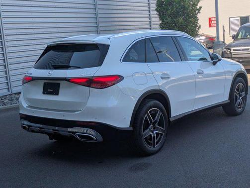 2026 Mercedes-Benz GLC 300 4MATIC