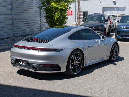 2024 Porsche 911 Carrera 4S