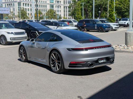 2024 Porsche 911 Carrera 4S