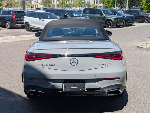 MANUFAKTUR Alpine Grey Metallic 2026 Mercedes-Benz CLE 300 4MATIC Cabriolet
