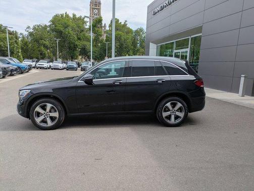 2022 Mercedes-Benz GLC 300 4MATIC