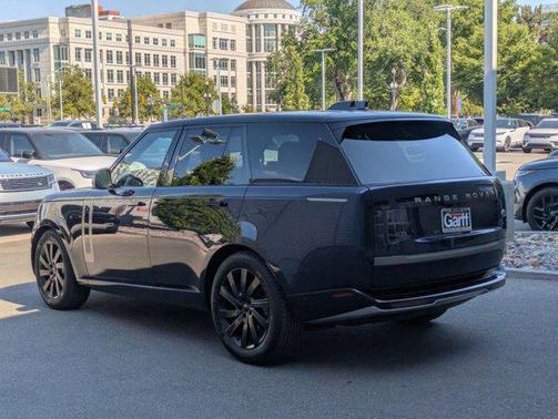 2023 Land Rover Range Rover P400 SE
