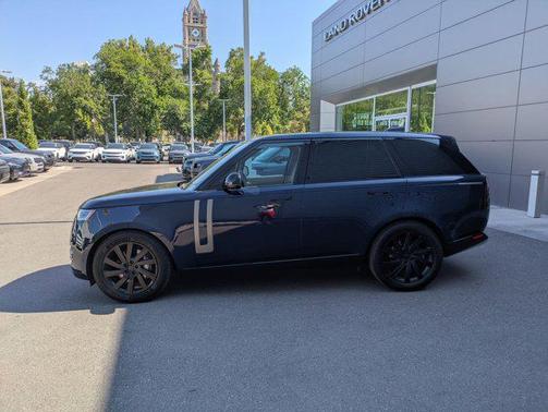 2023 Land Rover Range Rover P400 SE