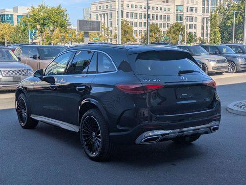 2026 Mercedes-Benz GLC 300 4MATIC