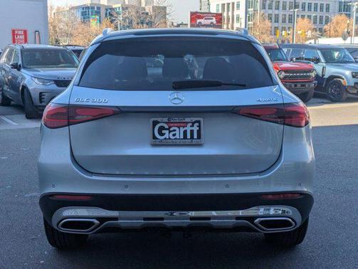 2026 Mercedes-Benz GLC 300 4MATIC