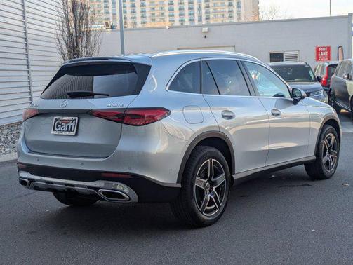 2026 Mercedes-Benz GLC 300 4MATIC