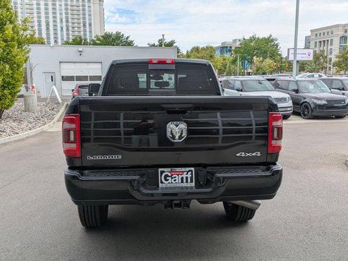 2024 RAM 2500 Laramie Crew Cab 4x4 6'4' Box