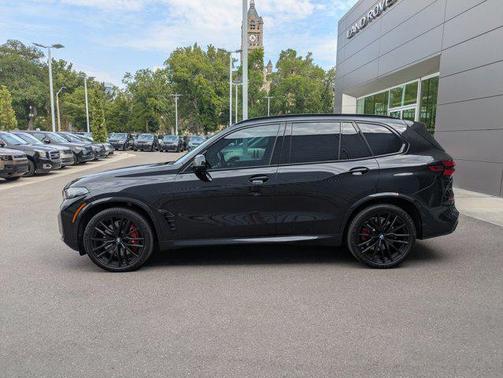 2024 BMW X5 M60i