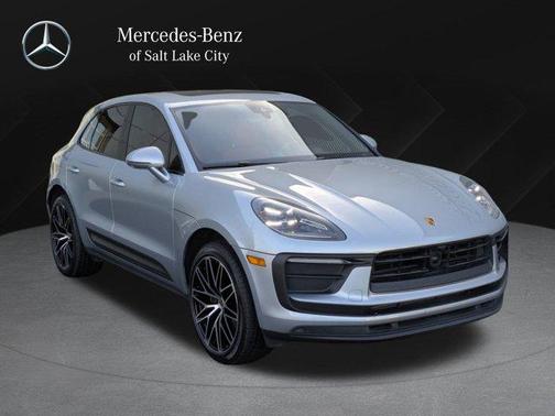 2023 Porsche Macan AWD