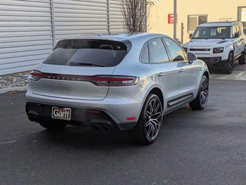 2023 Porsche Macan AWD