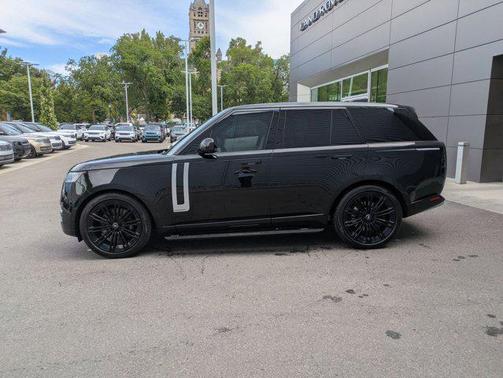 2024 Land Rover Range Rover P530 Autobiography